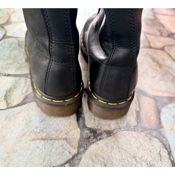DR MARTENS FAUX FUR CLASSIC BOOTS - Picture 6 of 16